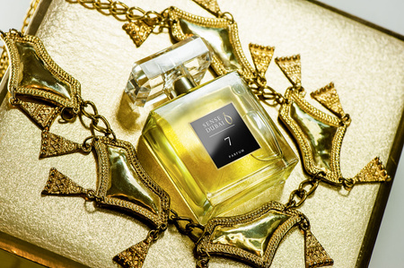 SENSE DUBAI 7 Perfumy